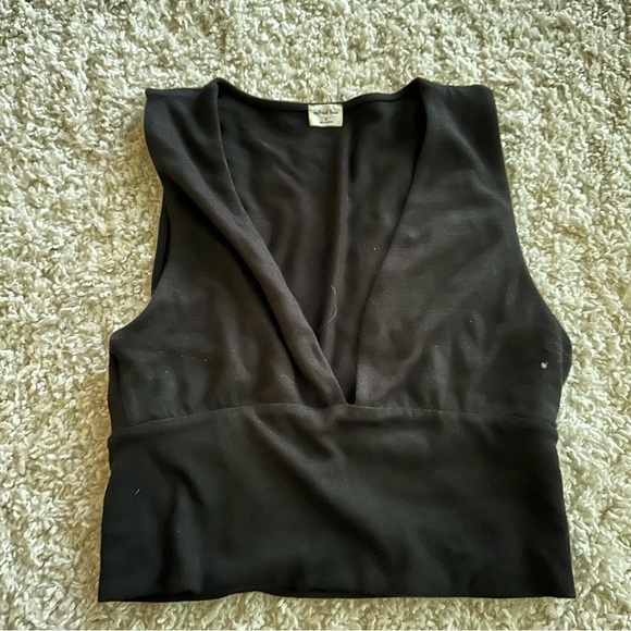 3 Aritzia black tops - Picture 1 of 8
